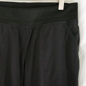 Title Nine Clamber Hiking Pants, black, size 4